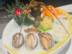 海鲜拼盘（小青龙）-红雀围·海鲜火锅(陆家嘴中心店)
