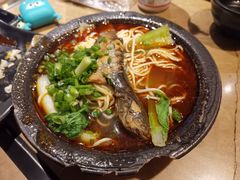 -何师烧烤·香辣蟹·川菜·30年老品牌(太古里旗舰店)
