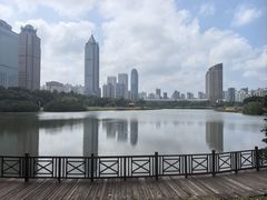 -万绿园