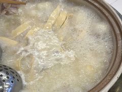 -土连锅·现熬养生汤锅(梁家巷店)