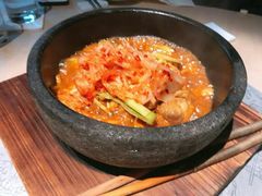 -穹六人间 people 6(岳阳路店)