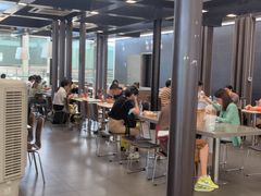 大堂-麦当劳(深圳北站高铁店)