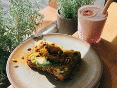 牛油果吐司-BOR Eatery(安福路店)