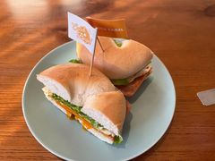 -Catch Bagel(芳草地店)