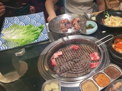 -韩烧牛中牛·甄选黑牛烤肉(黑金店)
