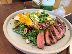 牛排藜麦沙拉-O'mills Sourdough Bakery&Bistro(永嘉路店)