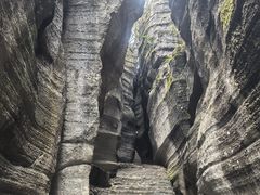 -梭布垭石林景区