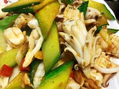 -滋味厨房小酒馆(万达广场店)