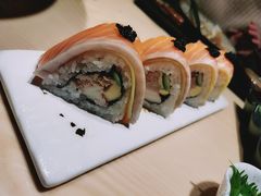 超豪华三文鱼芒果卷-越光米贩精致料理餐厅(金鹰店)