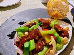 米网烧汁雪花牛粒-T館·花园艺术餐厅