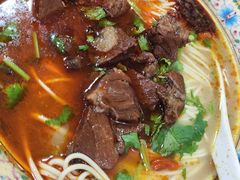 -金杨拉面王小吃面馆·牛三宝面·红烧牛肉粉