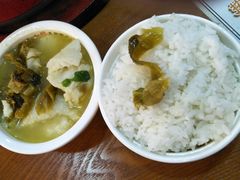 -周鱼小馆石锅酸菜鱼(活力汇店)