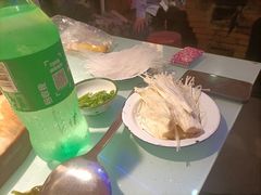 -鱼窝棚柴火铁锅炖(富山屯店)