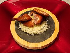 玻璃脆皮乳鸽-君来湖滨饭店·渔餐厅