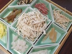 扬州煮干丝高汤-鼎泰丰(渔阳店)