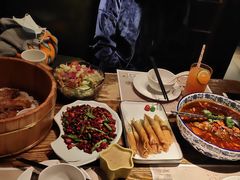 -胡桃里音乐酒馆(环亚凯瑟琳广场店)