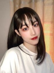 -时尚殿堂明星门店