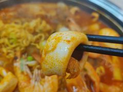 -三清洞摩西韩式年糕火锅(威高广场店)