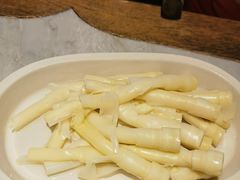 -尚尚仙·酸汤猪手·猪肚鸡火锅(华联万柳购物中心店)