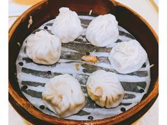 蟹粉小笼包-绿波廊(豫园店)