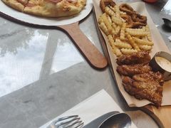 -必胜客(阿诗玛店)