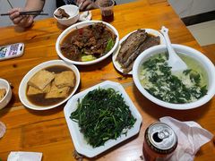-山里人家土菜馆(茅山店)