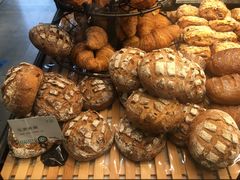 -Dough&Joe团憩(瑞虹天地月亮湾店)