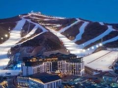 -翠云山银河滑雪场