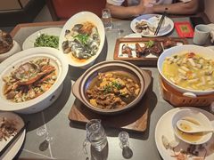 -新天明砂锅鱼头煲