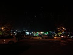 -百里峡七彩艺术小镇