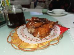 脆皮乳鸽-禄福山庄•顺德菜·融和菜(龙江店)