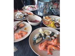 -广州希尔顿逸林酒店-OPEN開·全日制餐厅·海鲜·小火锅·自助餐(东风路店)