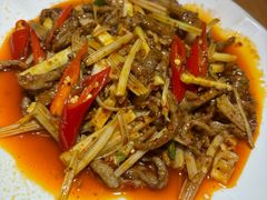 -大众跷脚牛肉馆·非遗传承单位(峨眉山店)