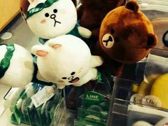 -LINE FRIENDS Garosu-gil Flagship Store