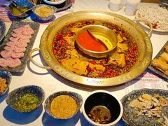 -哥老官重庆美蛙鱼头(虹口龙之梦店)