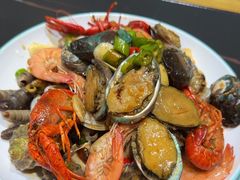 -小红鲸·海鲜餐厅(轸大路店)
