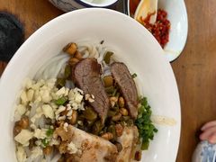 -牛八宝桂林米粉(八里庄店)