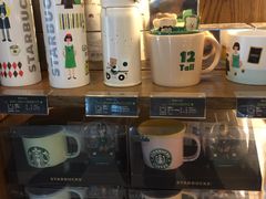 零售区-星巴克(汤臣国贸大厦店)