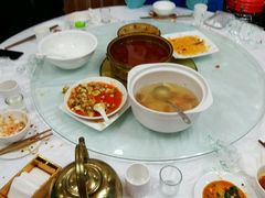 -乡土特色.冷锅鱼.牦牛肉汤锅