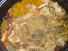 -菌乡缘·野生菌蒸汽鱼火锅(江边夜市店)