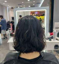 -Kraemer Paris  苏豪路易士·嘉玛发廊
