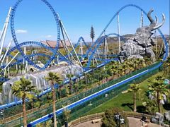 -七彩云南欢乐世界