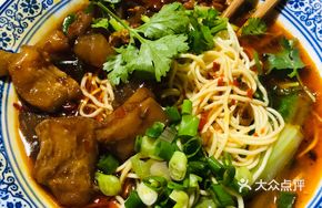 Qiaobei No.1 Beef Tendon Noodles