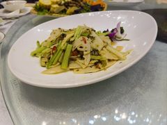 -伊和园清真餐饮