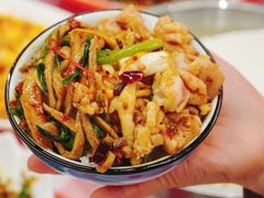-洪霞餐馆·川菜·鲜货现炒(两江春城店)