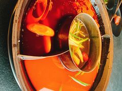 -渝涯重庆豆花老火锅(中赢国际店)