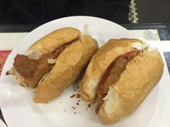 特色猪扒包-华星冰室(湾仔店)