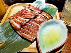 猪颈肉-默加东南亚美食(大宁音乐广场店)