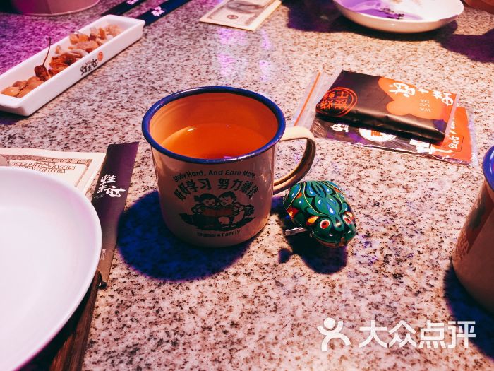 蛙来哒炭烧牛蛙(来福士店)餐具摆设图片 - 第4张