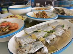 -渔中舟海鲜大排档(普陀沈家门店)